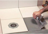 論貼瓷磚用傳統(tǒng)水泥好？還是用瓷磚膠好？